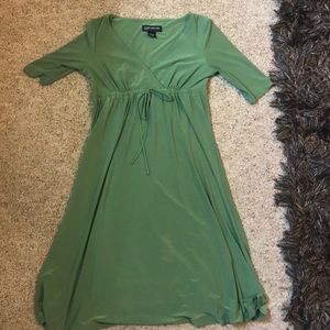 Short sleeve dress
